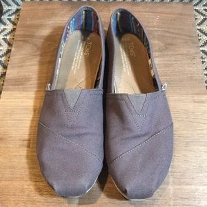 TOMS Gray shoes size 9.5